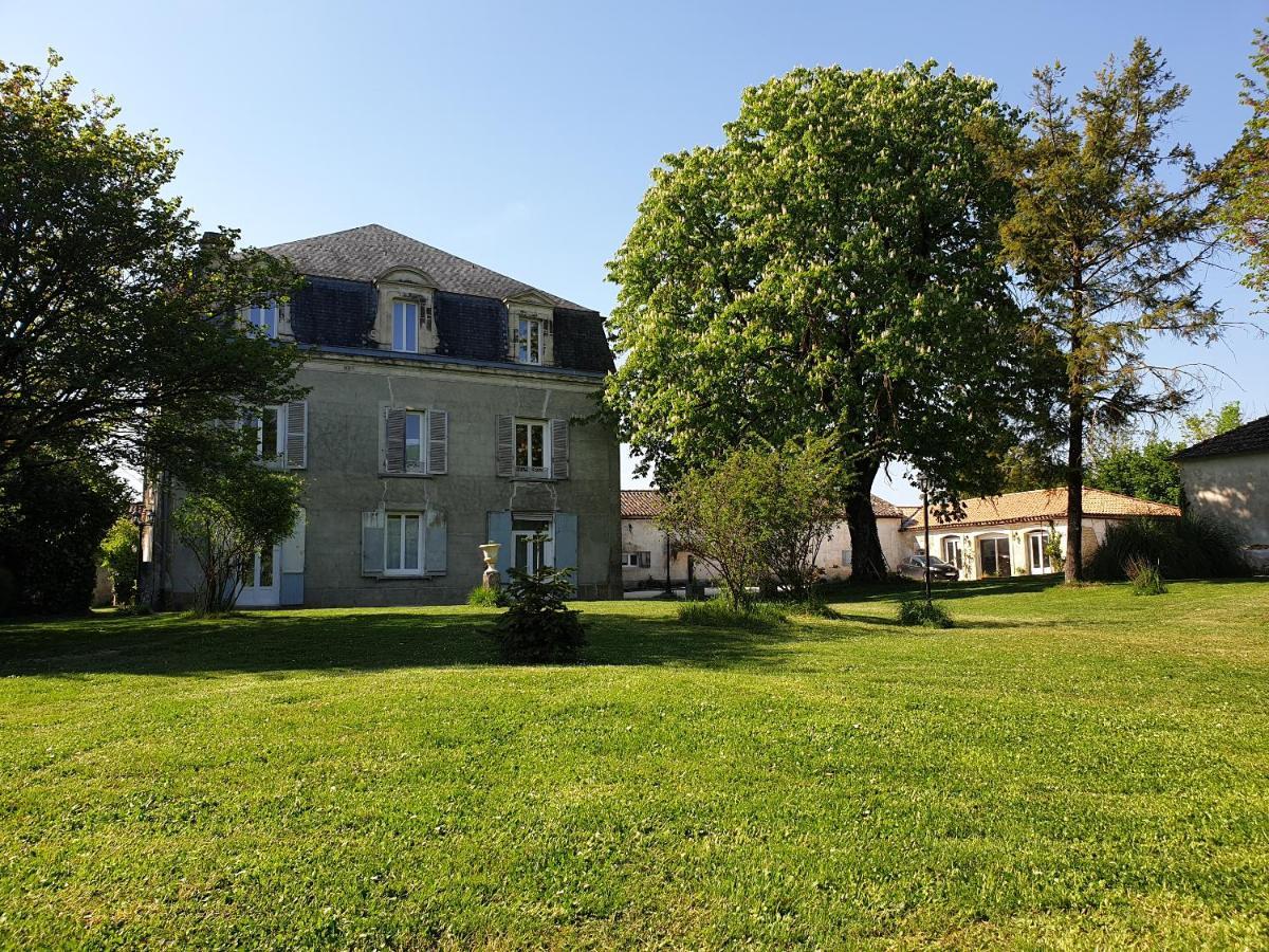 Chateau De Champblanc Cherves-de-Cognac Exterior foto